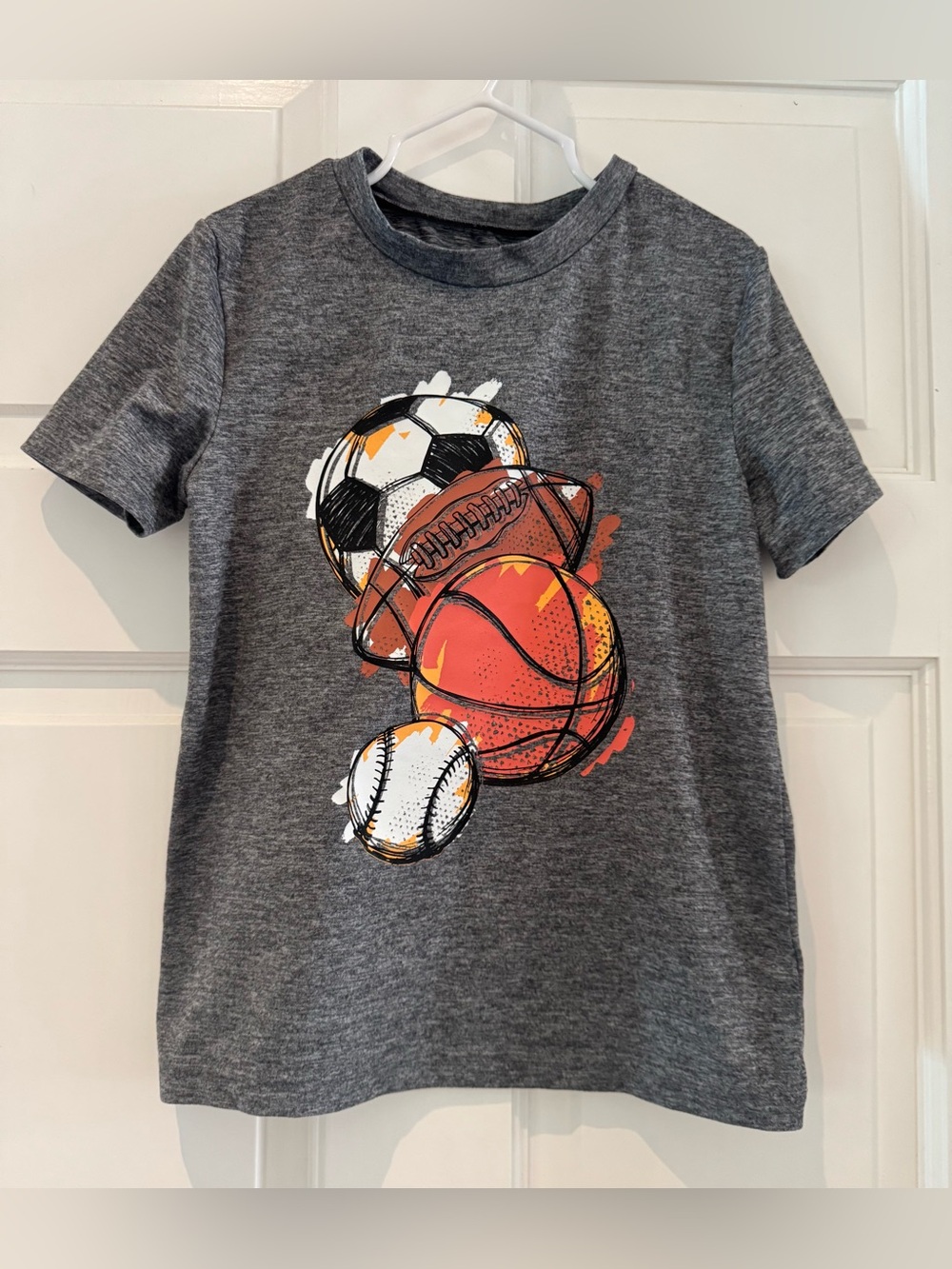 Boys Jumping Beans Active Multi-Sport Graphic T-Shirt Size 5 Gray